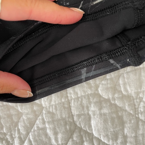 Kiava marble Biker Shorts - Picture 3 of 3